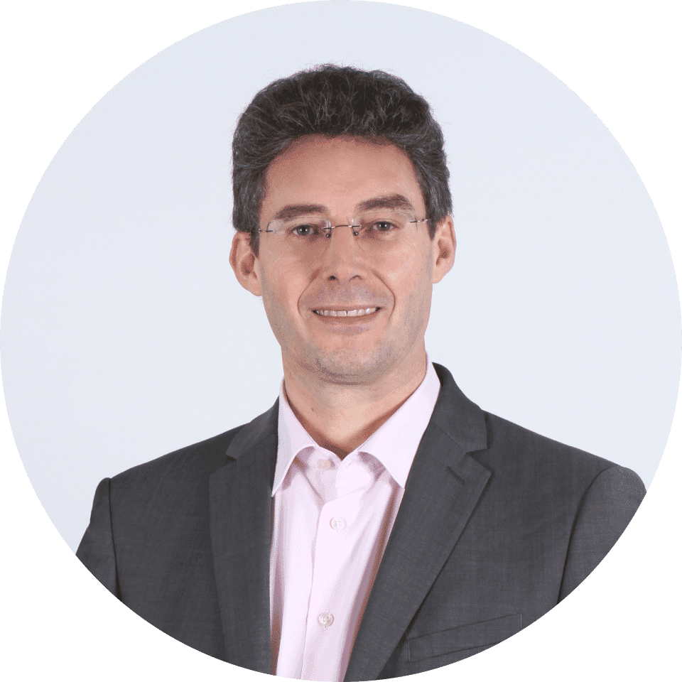 >  Directeur AdjointFort de son expérience de 15 ans en entreprise et 5 ans en cabinet d’audit, Frédéric apporte son expérience opérationnelle de différents domaines de la fonction financière en entreprise