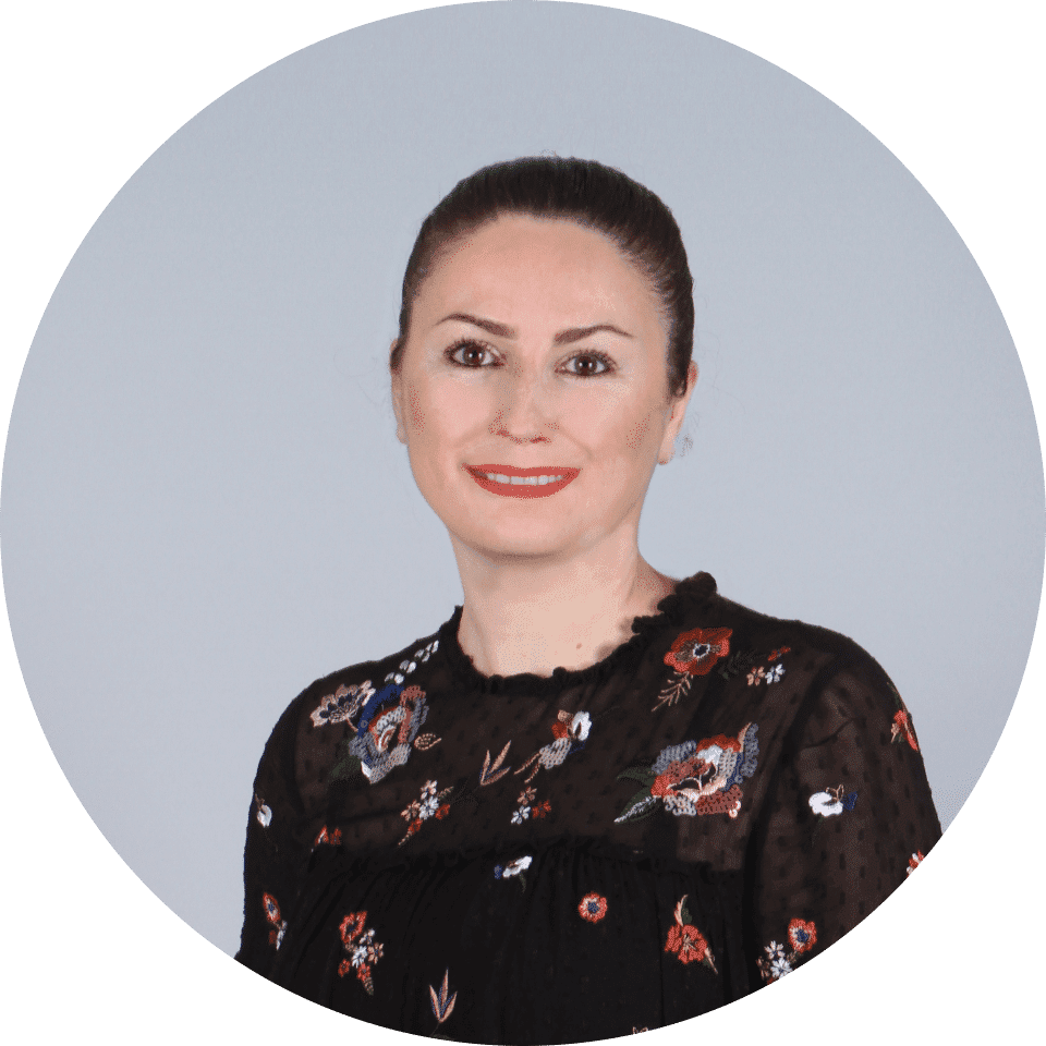 > Consultante Senior Sophie apporte son expérience opérationnelle de la fonction financière acquise dans des groupes de dimension internationale (opérations de structure, mise en place de reportings financiers…